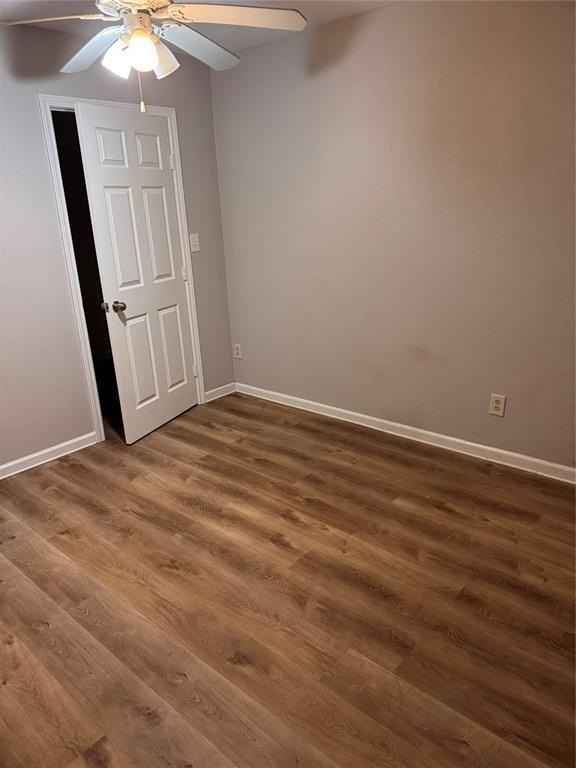 5541 3rd St - Photo 4 of 13