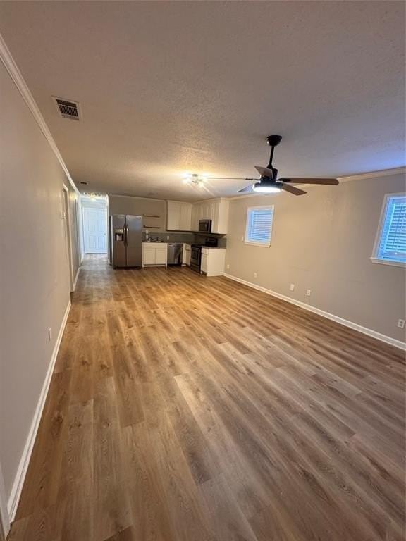 5541 3rd St - Photo 5 of 13