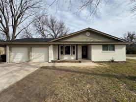 2500 Rolling Hills Dr - Photo 1 of 1