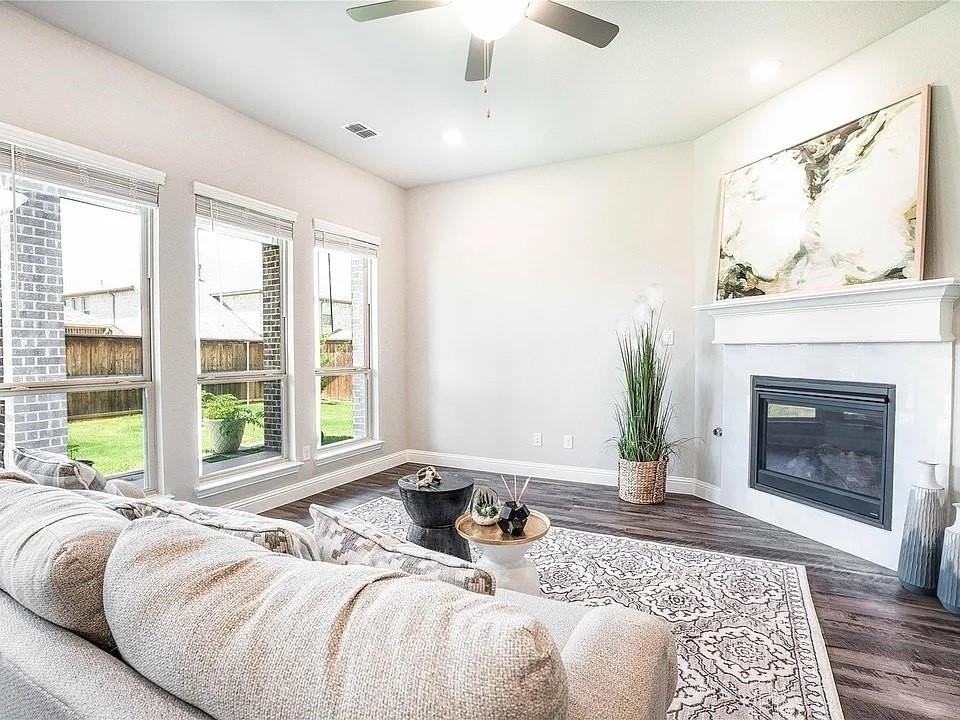 3705 Barnett Rd - Photo 4 of 36