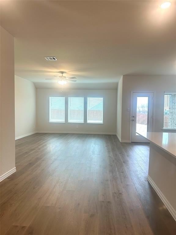 655 Divine Gardens Dr - Photo 4 of 20