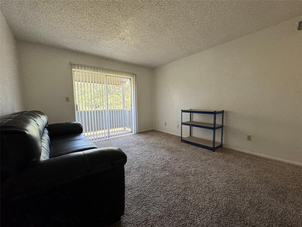 750 N Judge Ely Blvd #136 - Photo 4 of 17