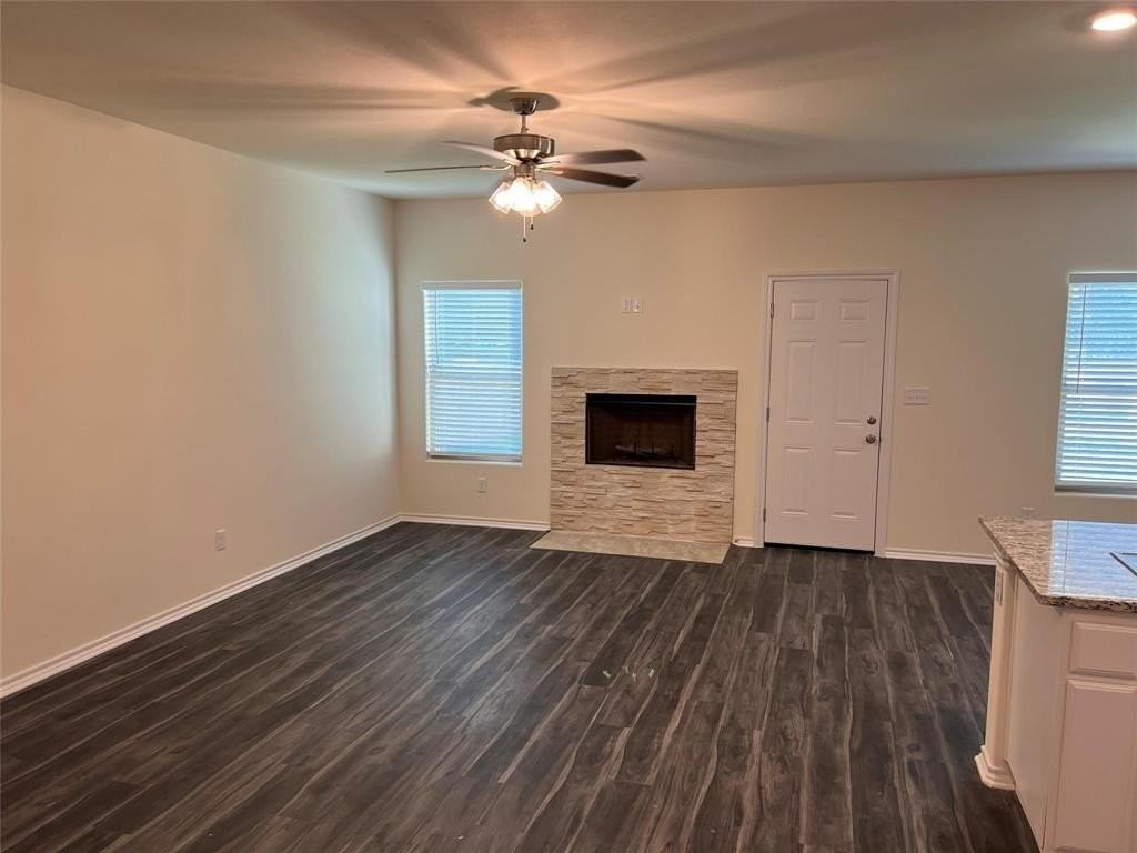 716 E 5th St - Photo 7 of 21