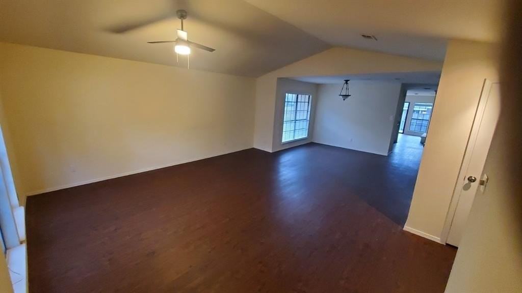 3803 O B Crowe Dr - Photo 7 of 15