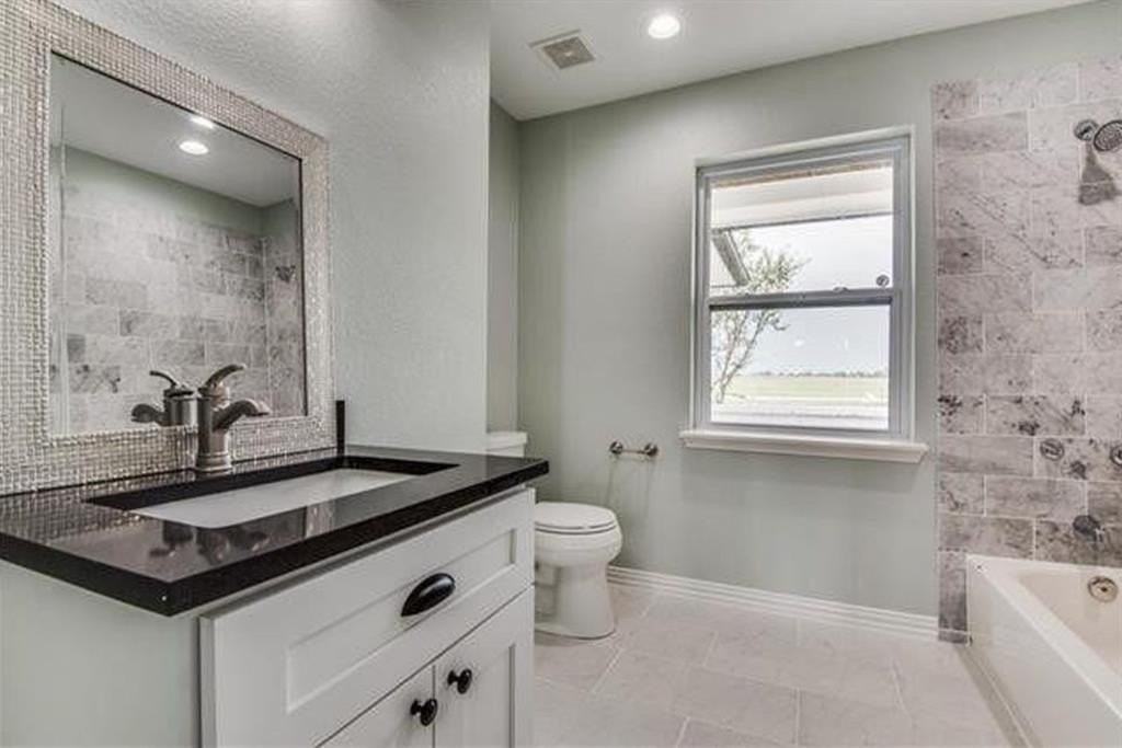 303 E Monte Carlo Blvd - Photo 5 of 6