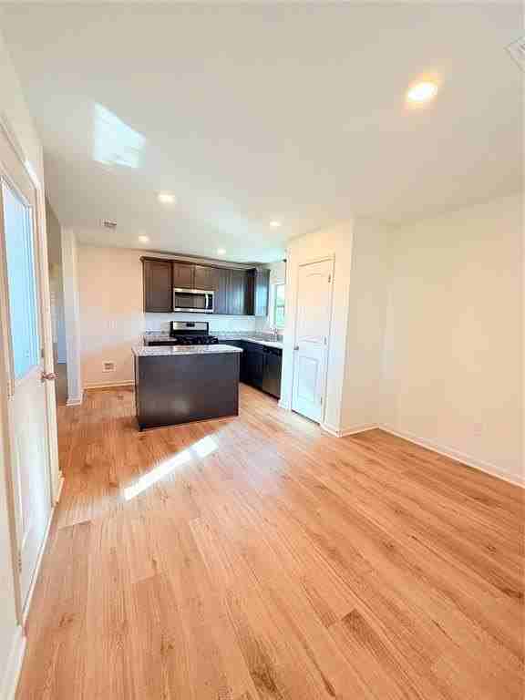 1811 Fergus Dr - Photo 5 of 13