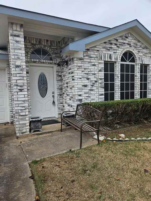 8025 Summer Sun Dr - Photo 2 of 15