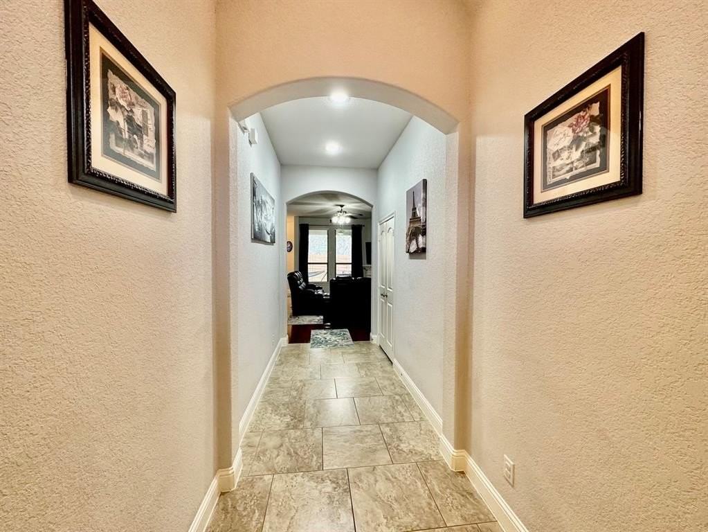 5200 Cross Plains Ct - Photo 3 of 18