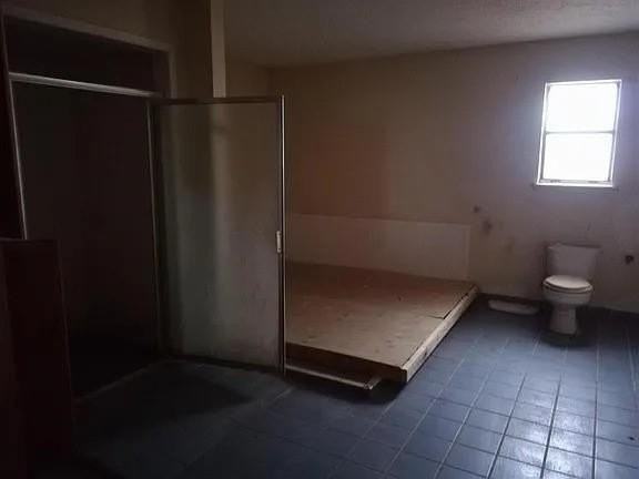 1214 Martin Luther King Dr - Photo 6 of 11