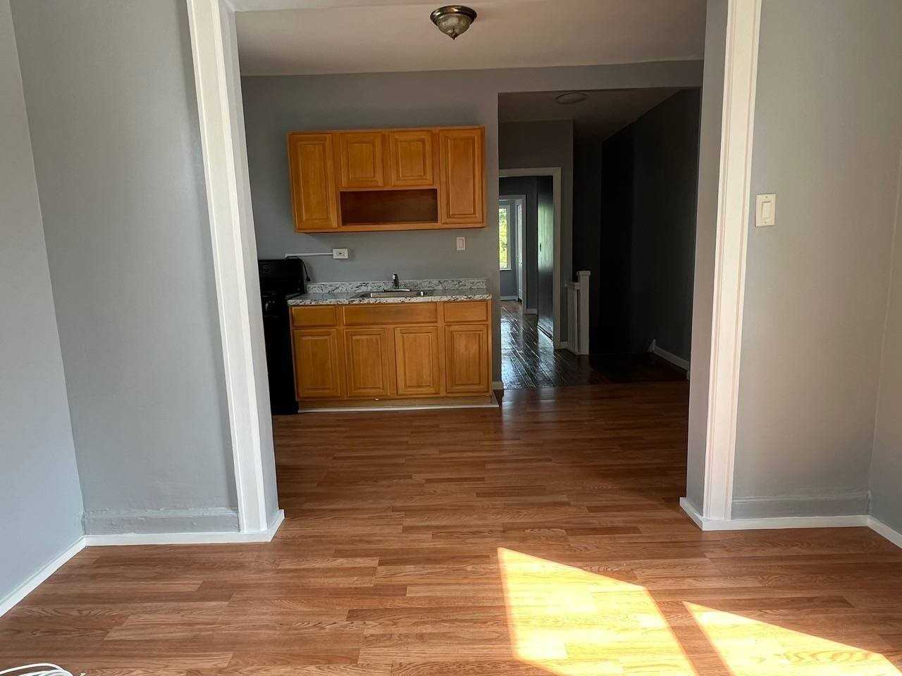 27 Alton Pl #2 - Photo 3 of 44