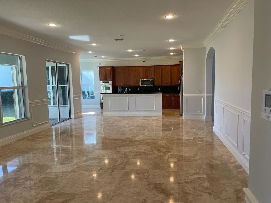 9326 Plantation Estates Dr - Photo 2 of 12