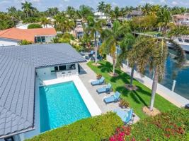 featured image of 2791 Ne 9th Ct