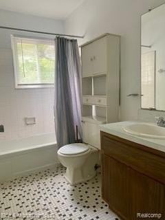 525 E Woodland St - Photo 7 of 9