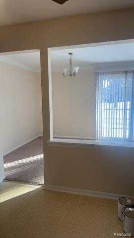 433 Fox Hills Dr S - Photo 5 of 17