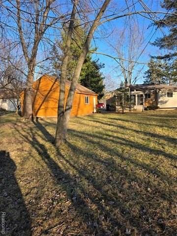 15565 Inkster Rd - Photo 7 of 15