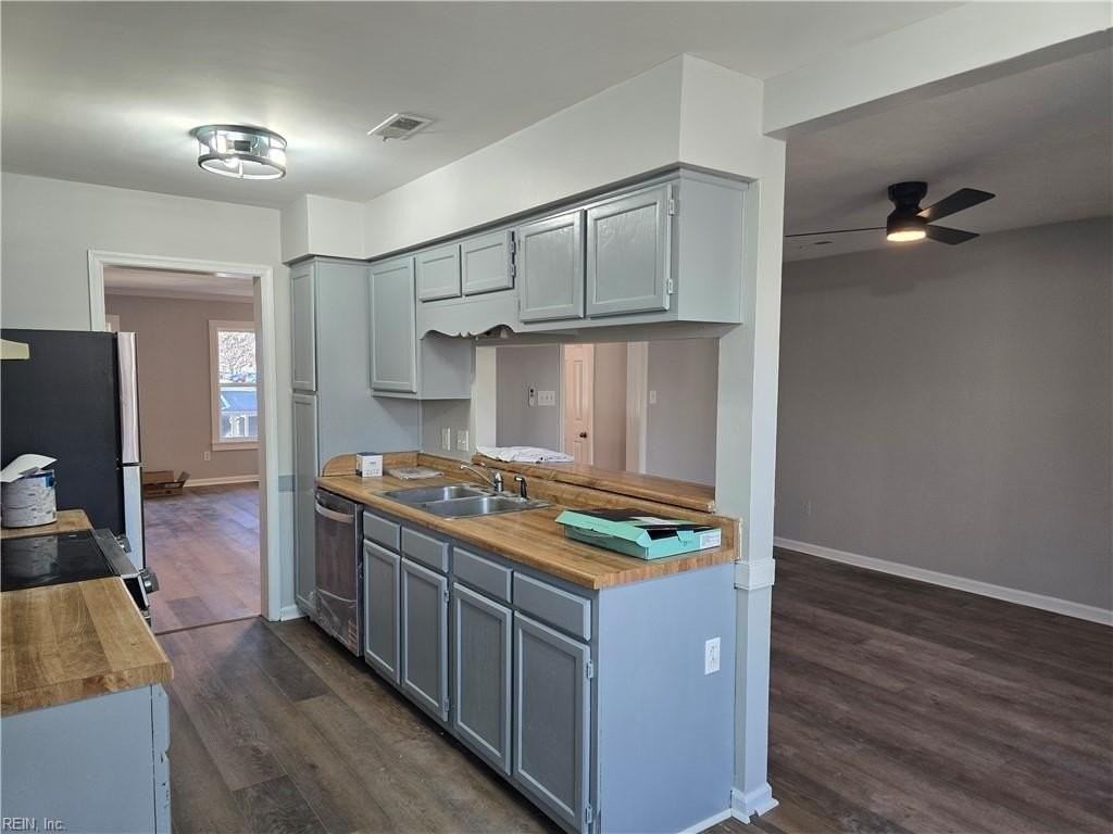 4523 Marlwood Way - Photo 5 of 30