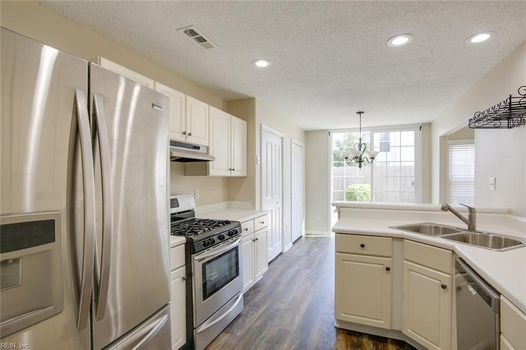 708 Fallcreek Run - Photo 7 of 16