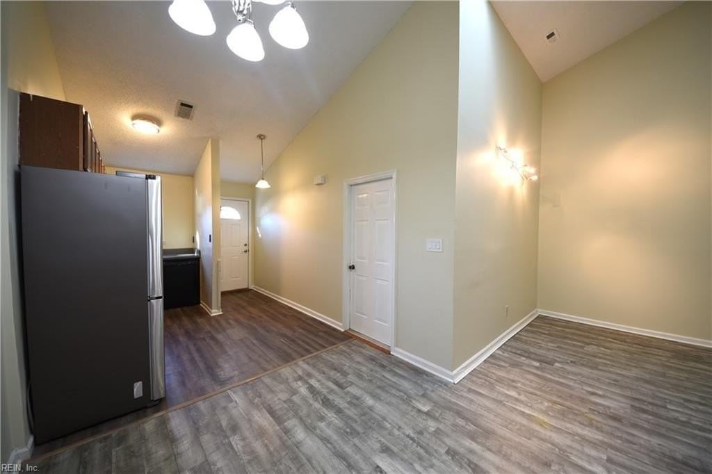 1239 Basswood Ct - Photo 5 of 28