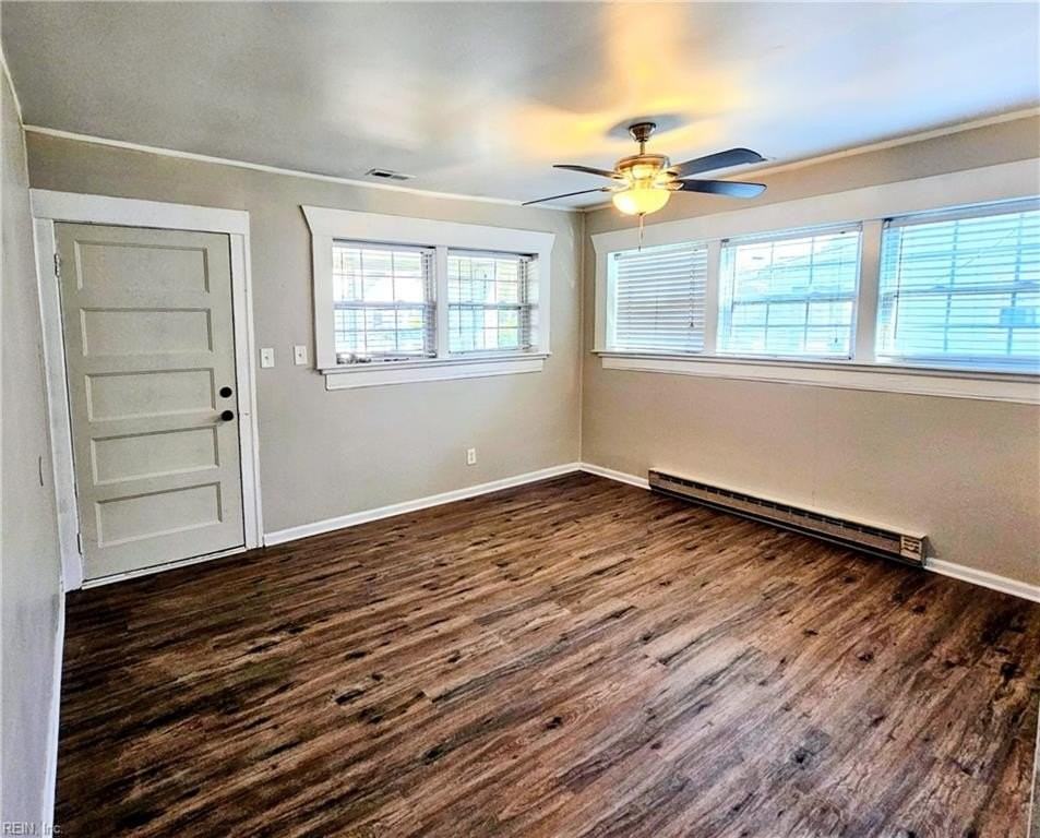 3319 Clark Cir - Photo 2 of 16