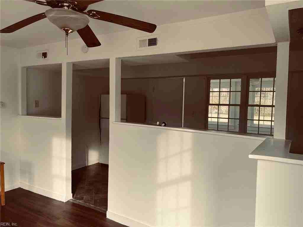 32 Langston Blvd - Photo 4 of 14