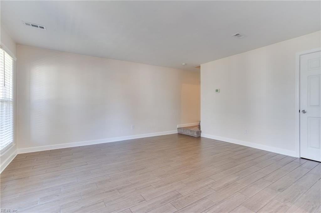 3746 Pendleton Ave - Photo 6 of 24