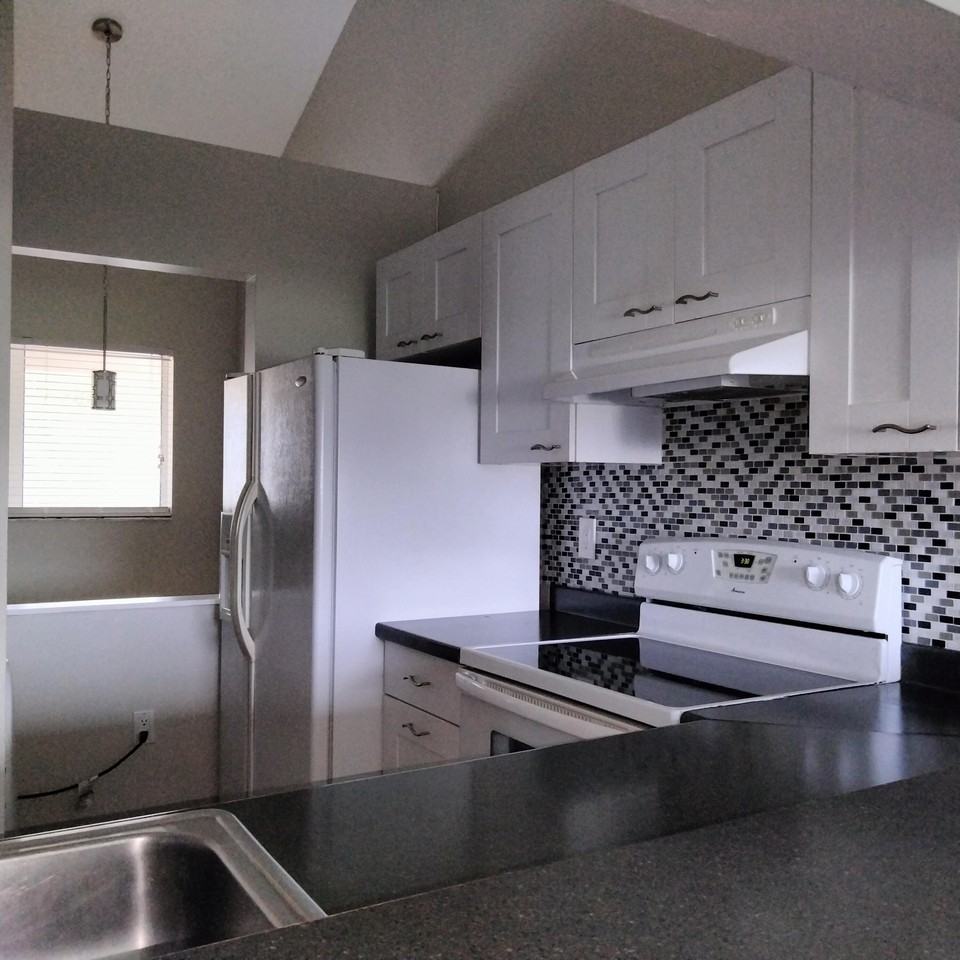 4304 Glenmoor Dr - Photo 2 of 12