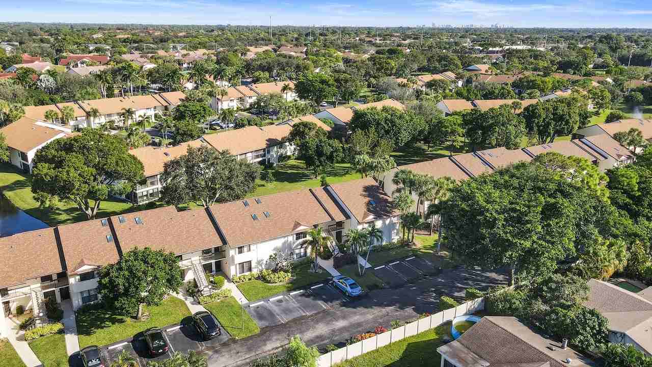 3311 Perimeter Dr #3311 - Photo 5 of 43