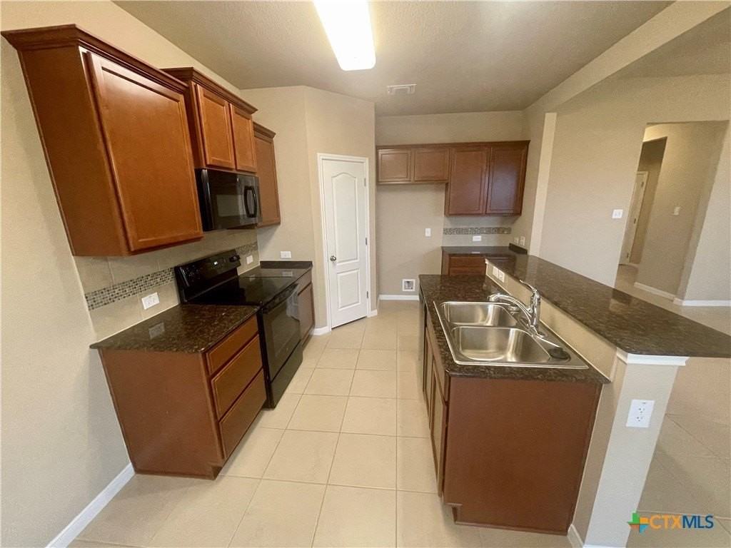 7305 Buffalo Grass Dr - Photo 3 of 16