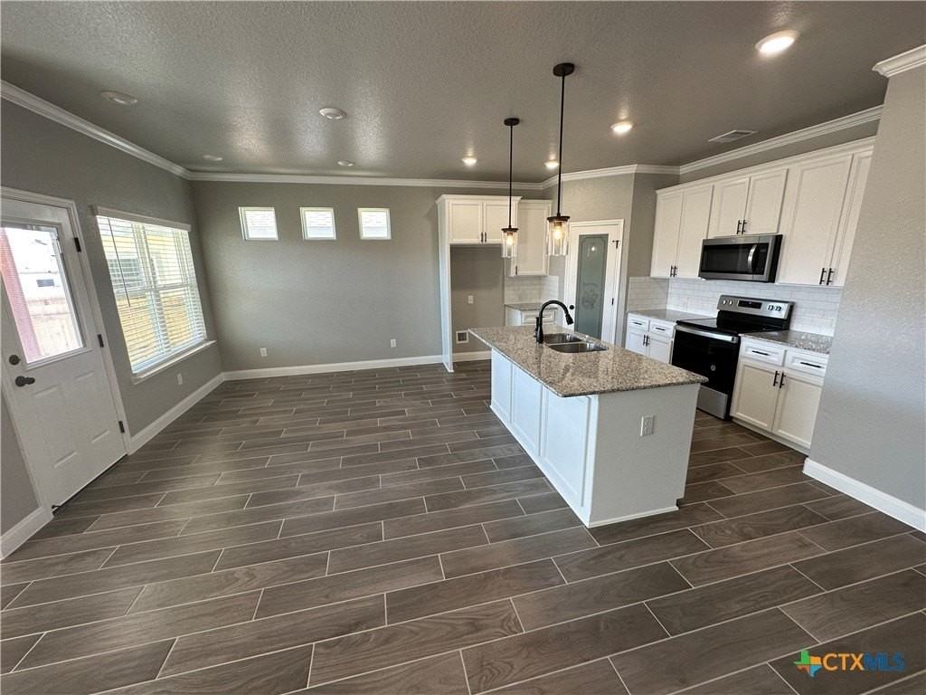 1423 Curlew Ln - Photo 2 of 16