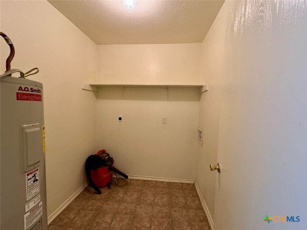 4301 Alan Kent Dr Apt B #B - Photo 6 of 12