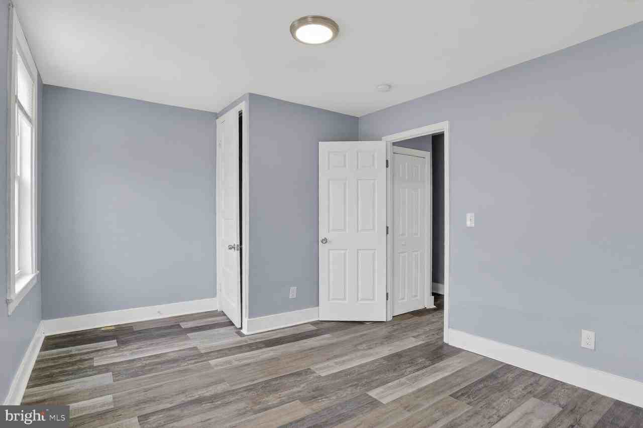 3335 Lyndale Ave - Photo 4 of 9
