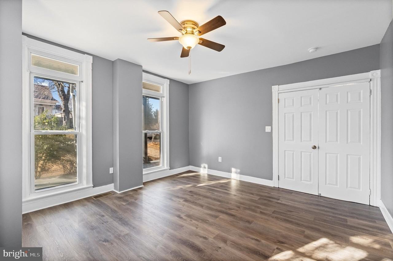 3014 Royston Ave - Photo 7 of 40