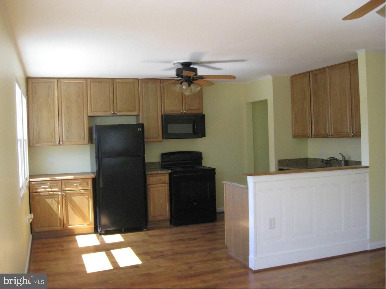 1594 N Harbor Dr - Photo 5 of 31