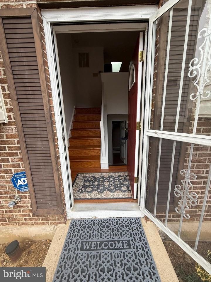 7847 Mineral Springs Dr - Photo 3 of 30