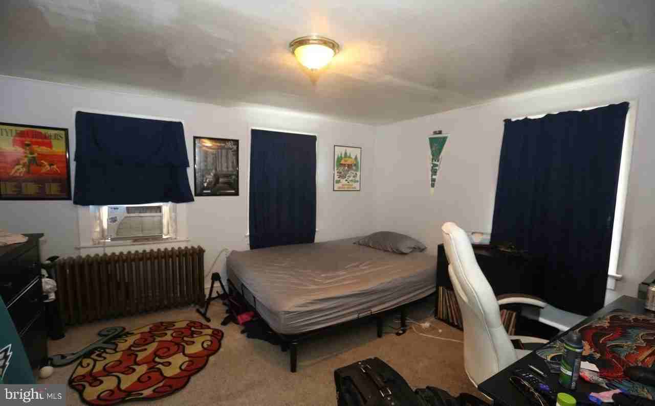 114 Ellis St - Photo 6 of 11