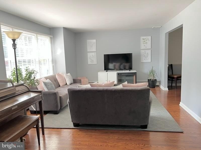 1180 Weber Rd - Photo 2 of 16