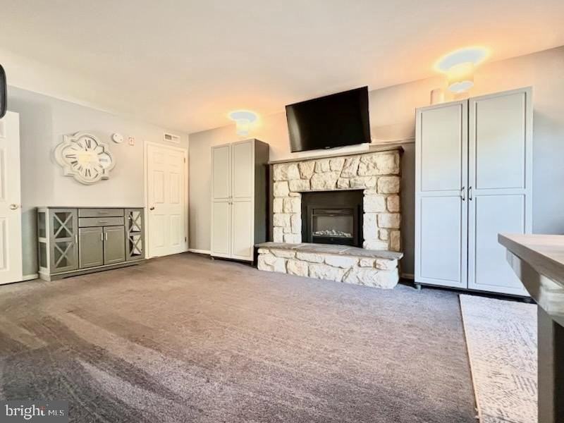 1180 Weber Rd - Photo 5 of 16