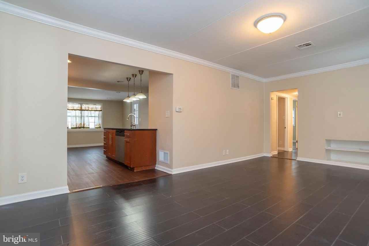 438 Andover Rd - Photo 5 of 41