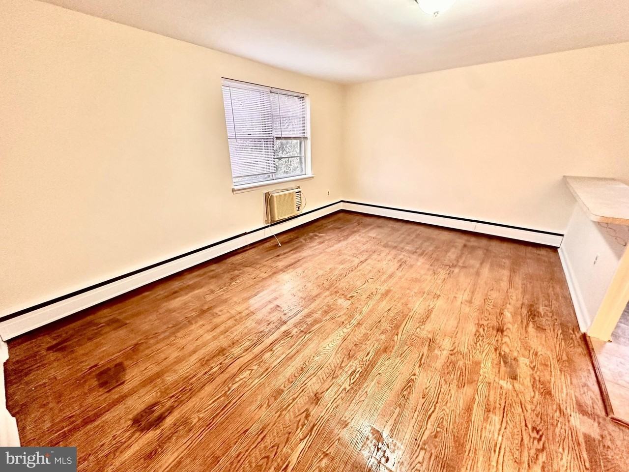 5918 Houghton St Unit 2 #2 - Photo 4 of 12