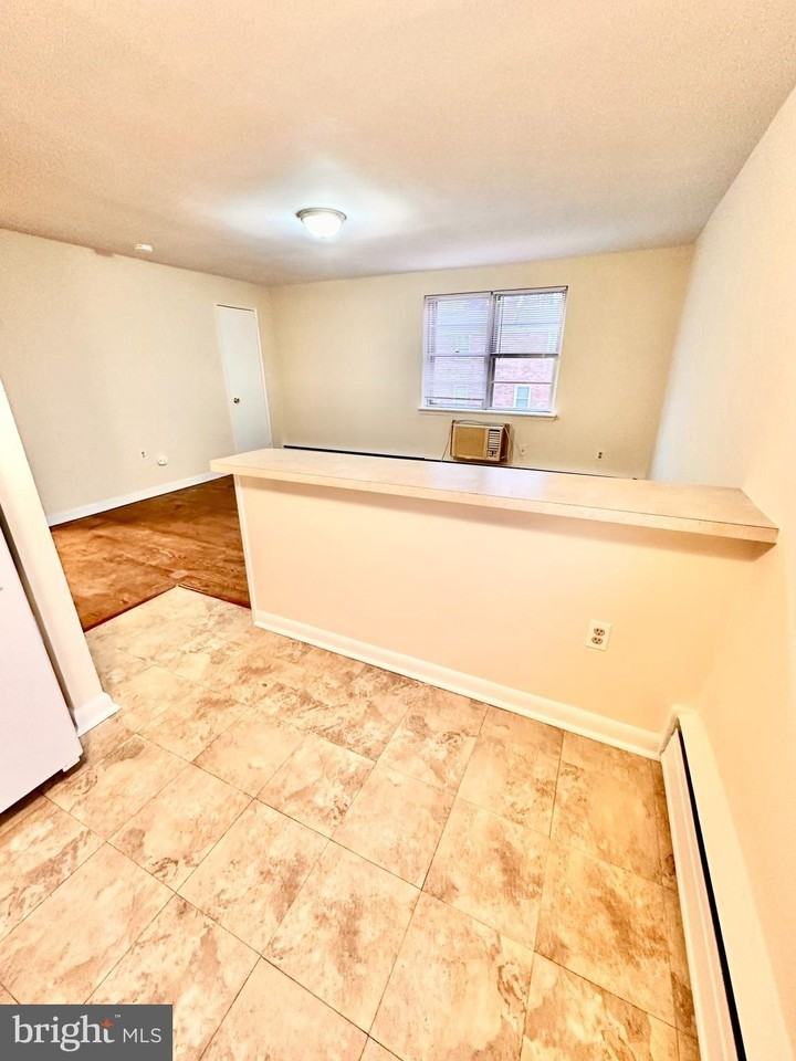 5918 Houghton St Unit 2 #2 - Photo 6 of 12