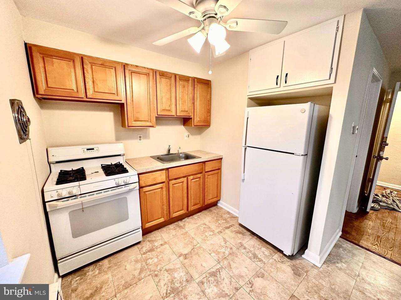 5918 Houghton St Unit 2 #2 - Photo 7 of 12