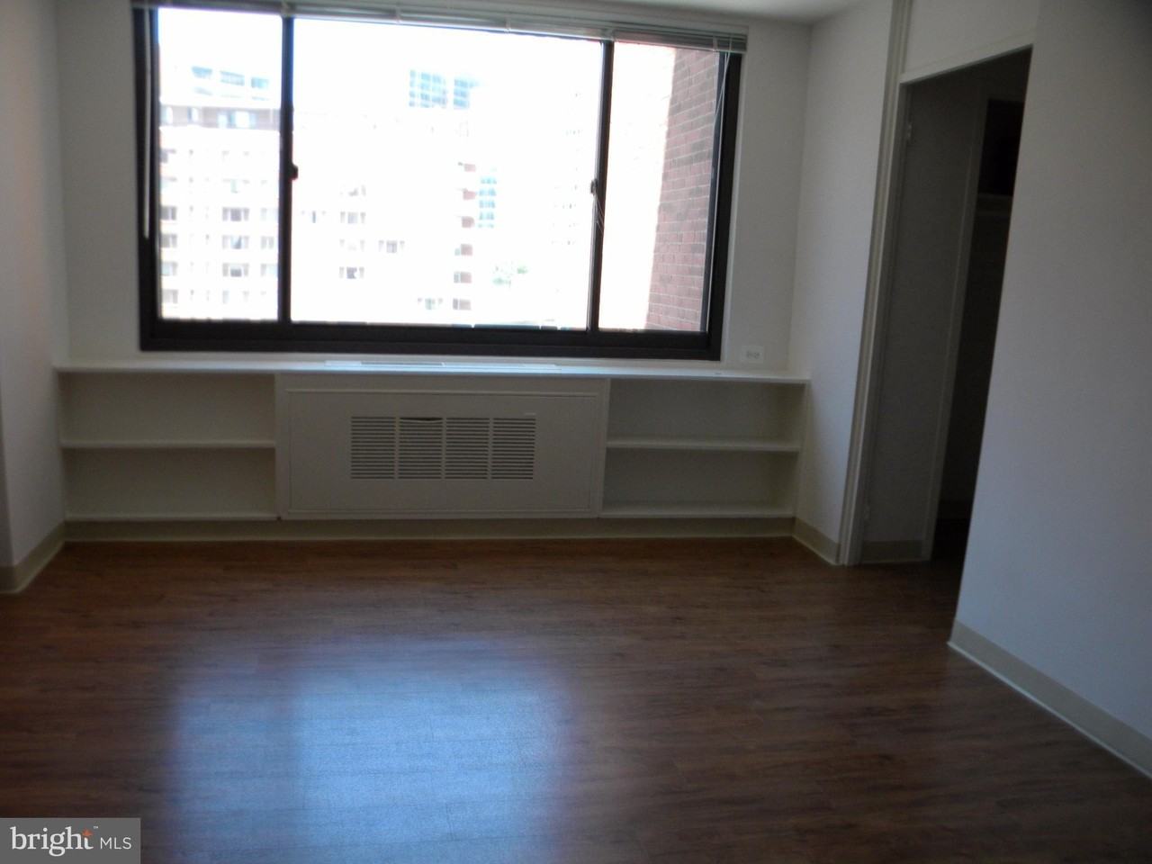 1021 Arlington Blvd Apt 817 #817 - Photo 4 of 12