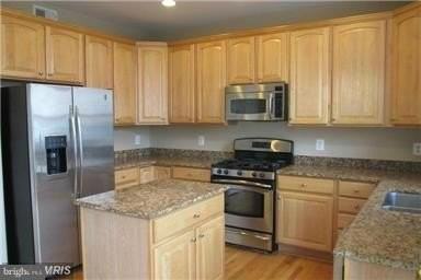 8509 Barrow Furnace Ln - Photo 6 of 22