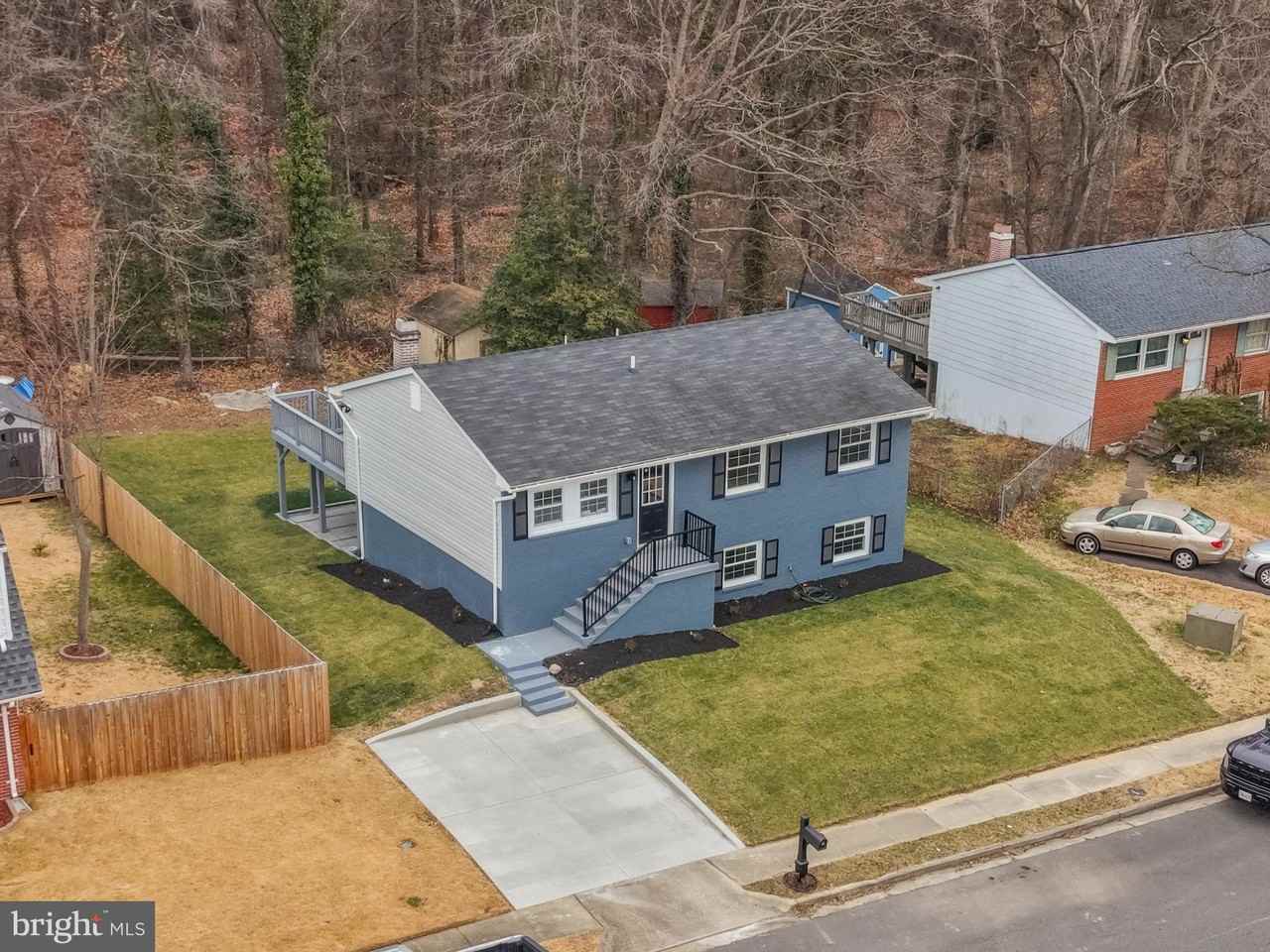 4604 Kentwood Ln - Photo 2 of 22