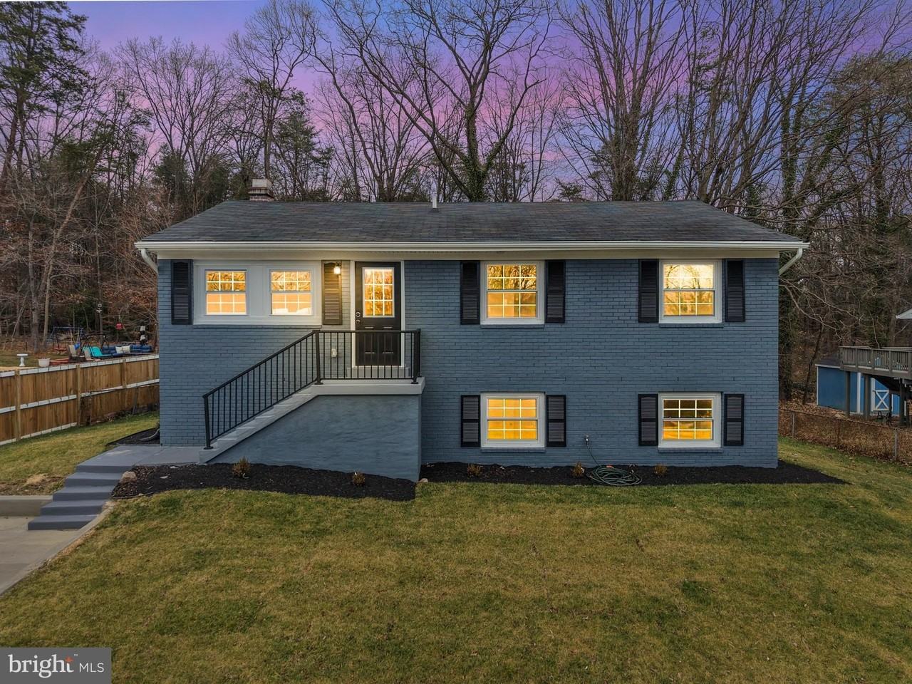 4604 Kentwood Ln - Photo 3 of 22