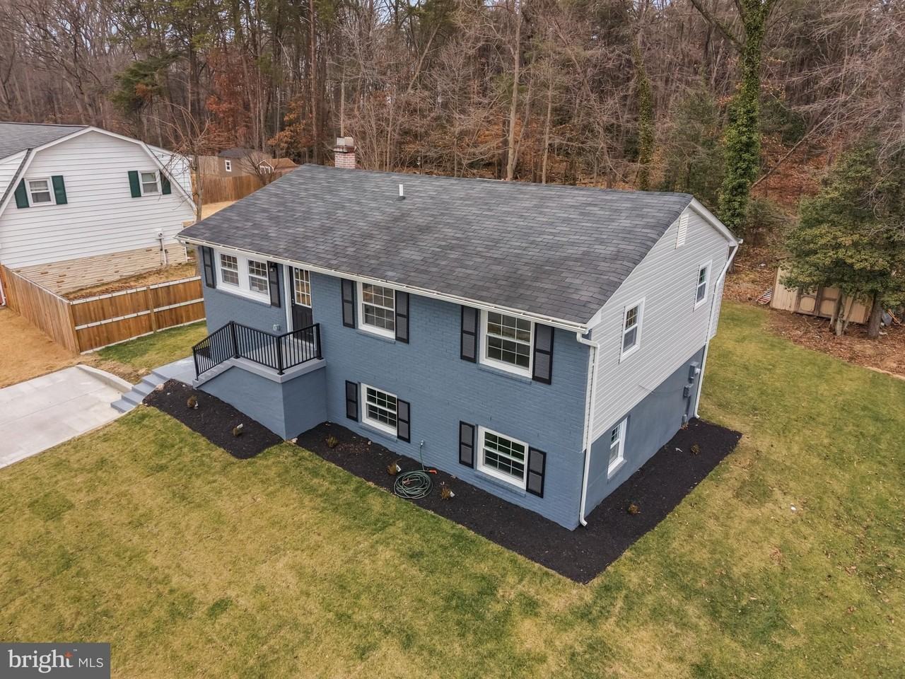 4604 Kentwood Ln - Photo 5 of 22