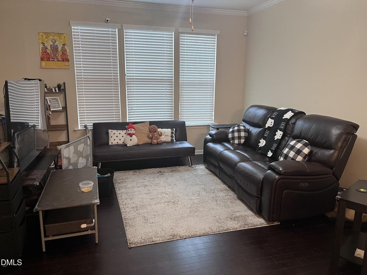 355 Michigan Ave - Photo 5 of 19