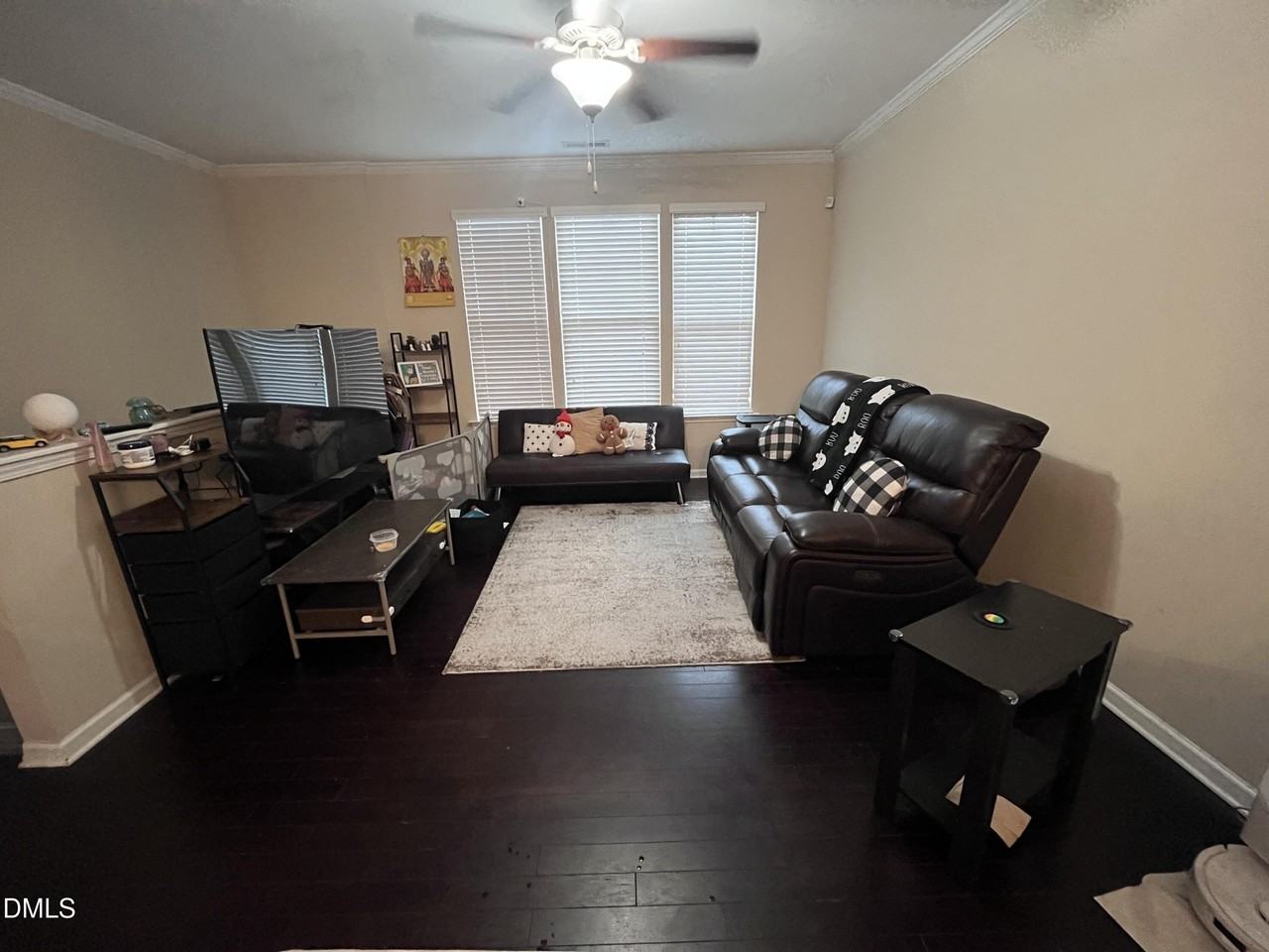 355 Michigan Ave - Photo 6 of 19