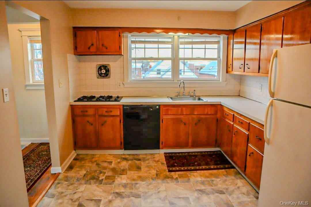 Private Dr - Photo 4 of 11