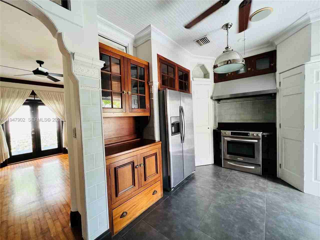 1470 Lincoln Ter #4 - Photo 7 of 25